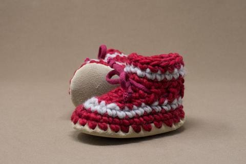 RED STRIPE Padraig Baby Crocheted Slipper ( 3 to 12 Months) By PADRAIG Canada - 35514