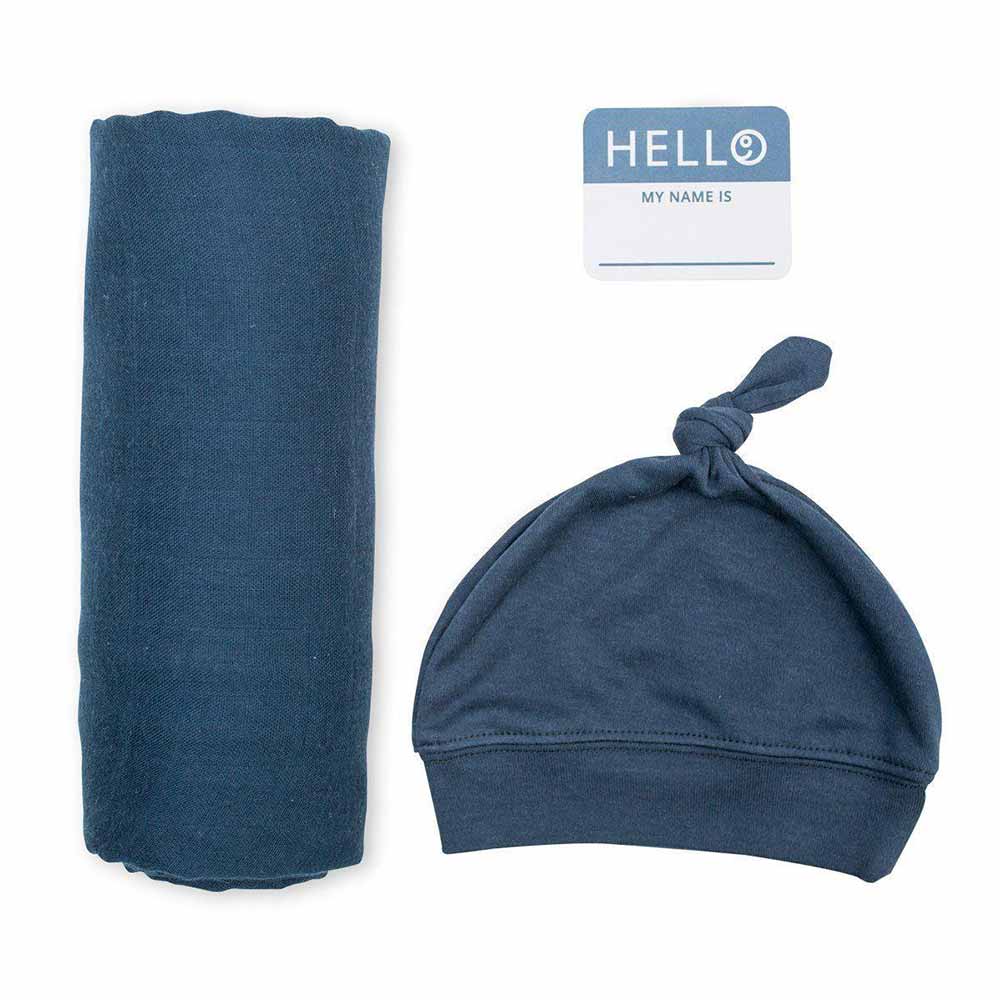 Lulujo Hello World Blanket & Knotted Hat Newborn Set - Navy