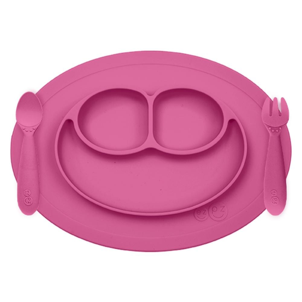 ezpz feeding set comes with a silicone happy mat with 3 compartments, a fork and a spoon