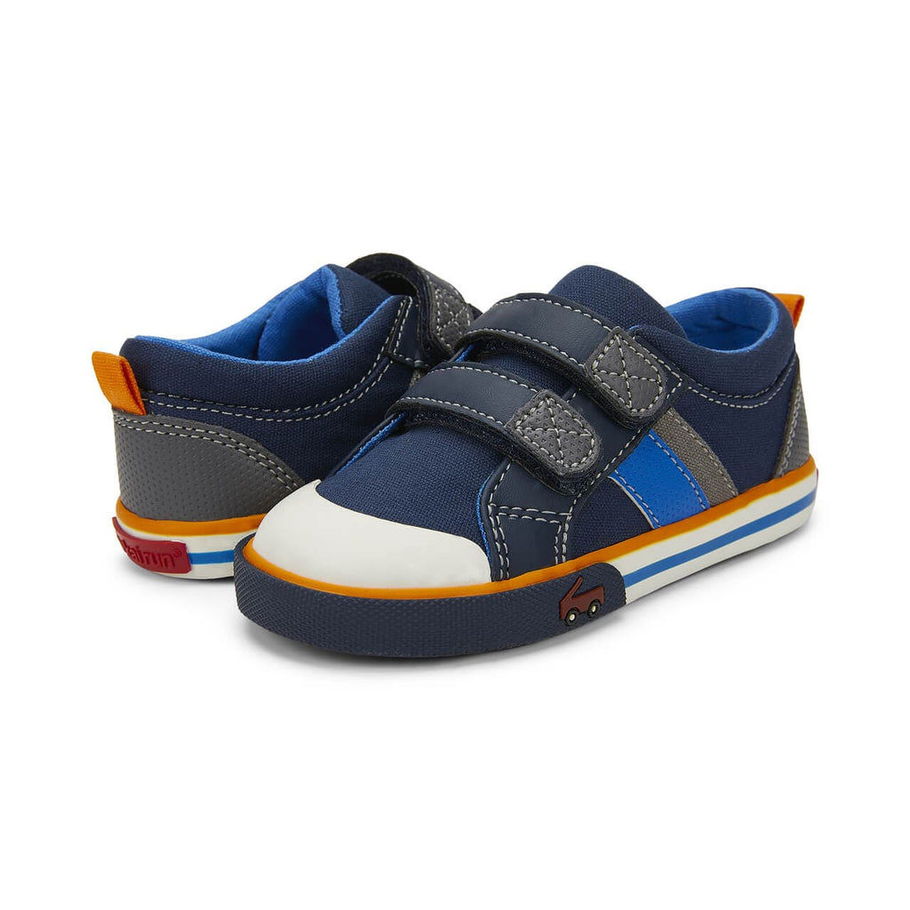 See Kai Run Russell Sneakers | Navy/Gray